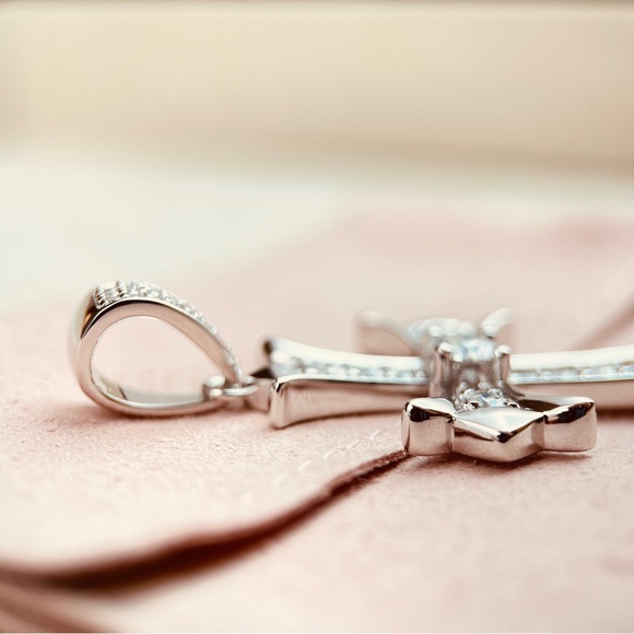 18k Gold Plated S925 1.89ctw Moissanite Diamond Cross Pendant - Picture 6 of 9